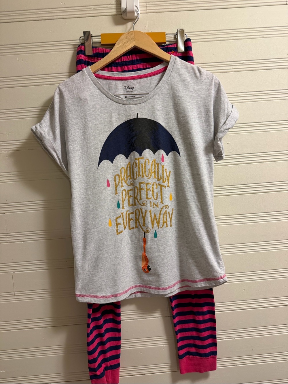 Disney Mary Poppins Practically Perfect Pajama Set Women Small Striped Pants